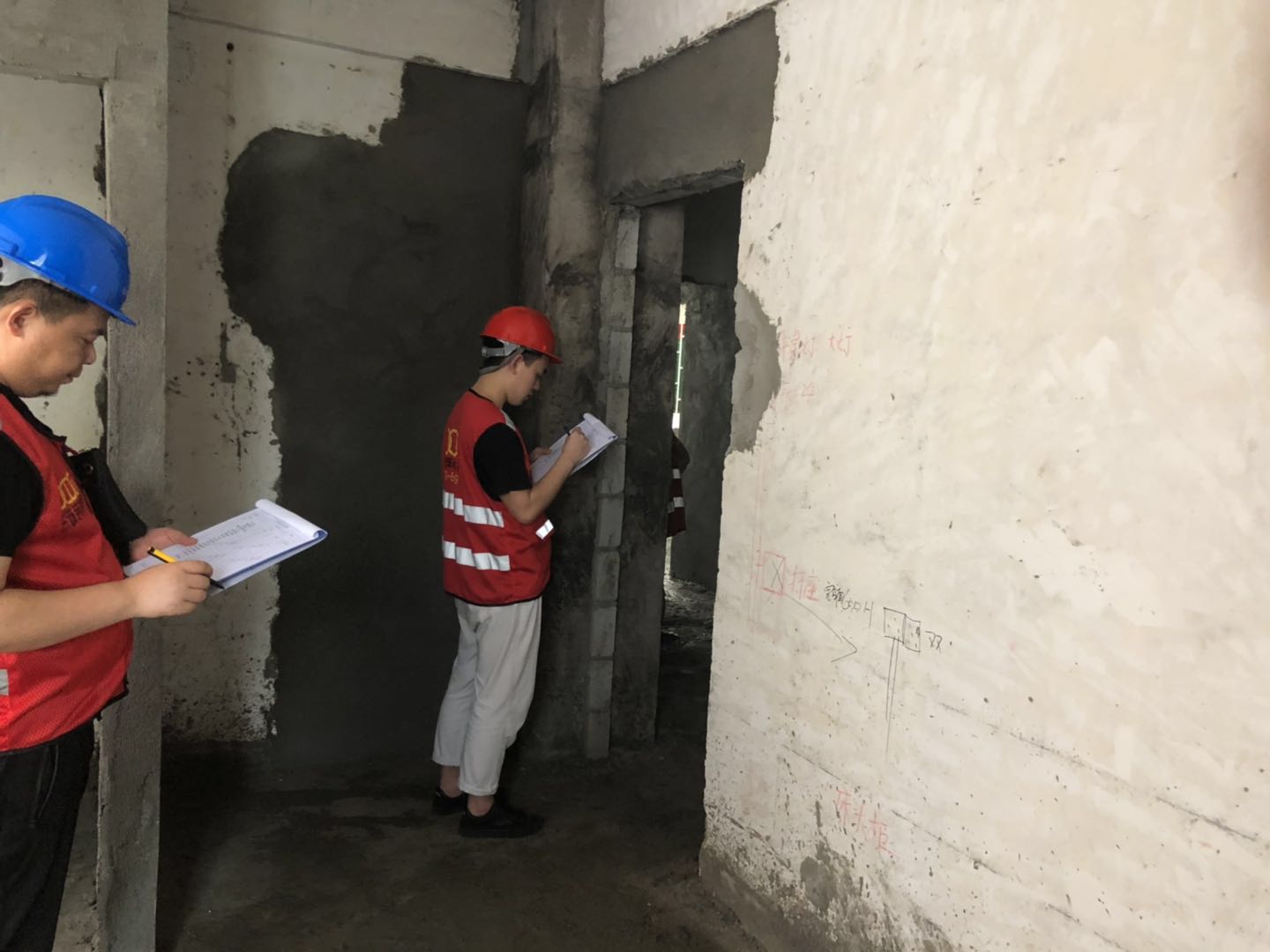 隔6- 2.jpg 隔6- 2.jpg